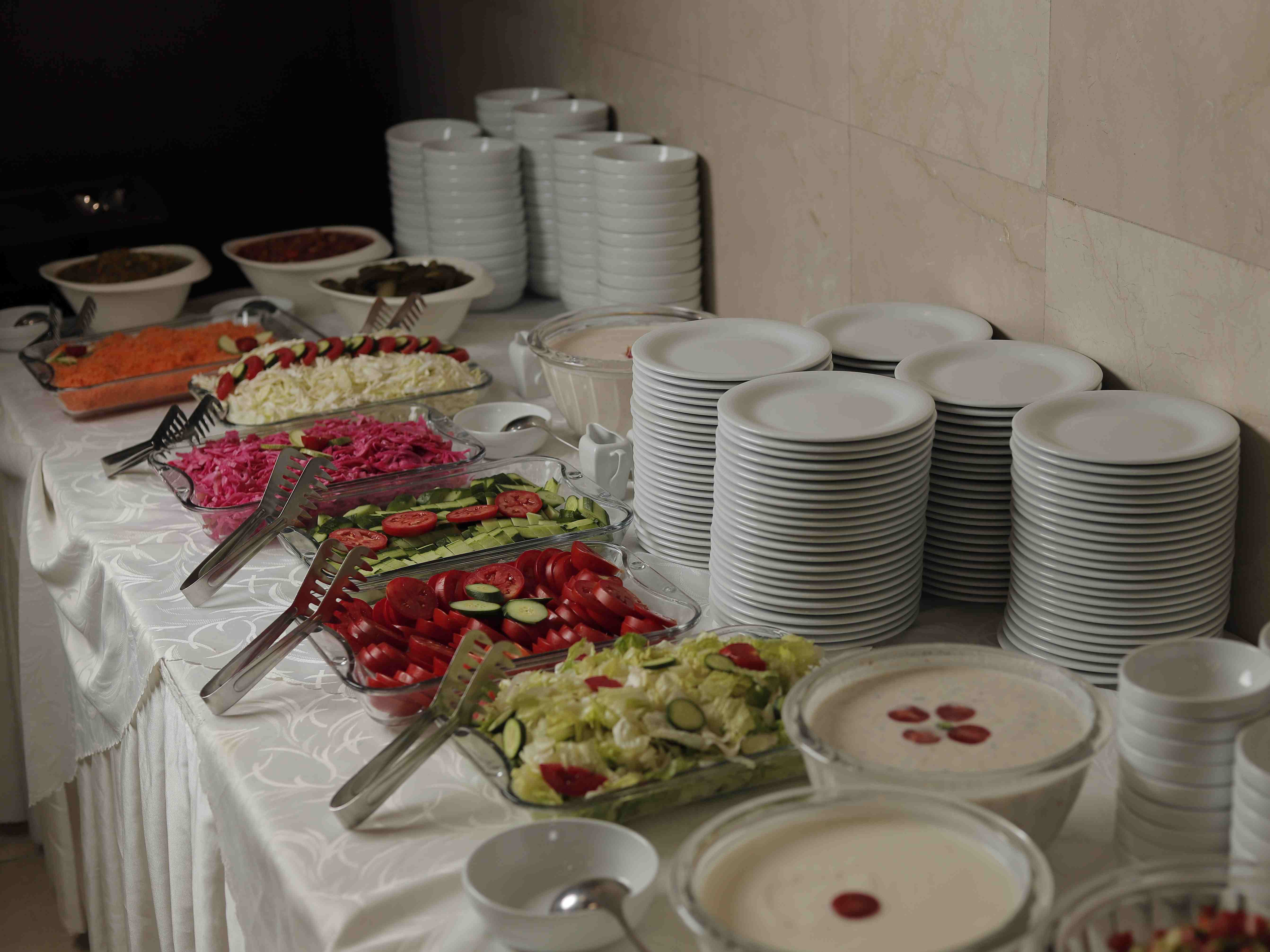 بوفه سالاد بار