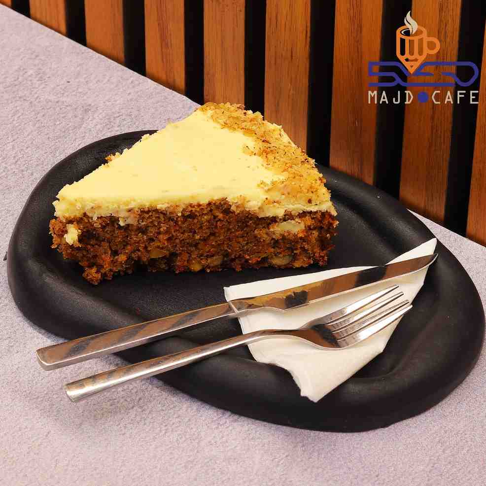 کیک هویج گردو پنیر
