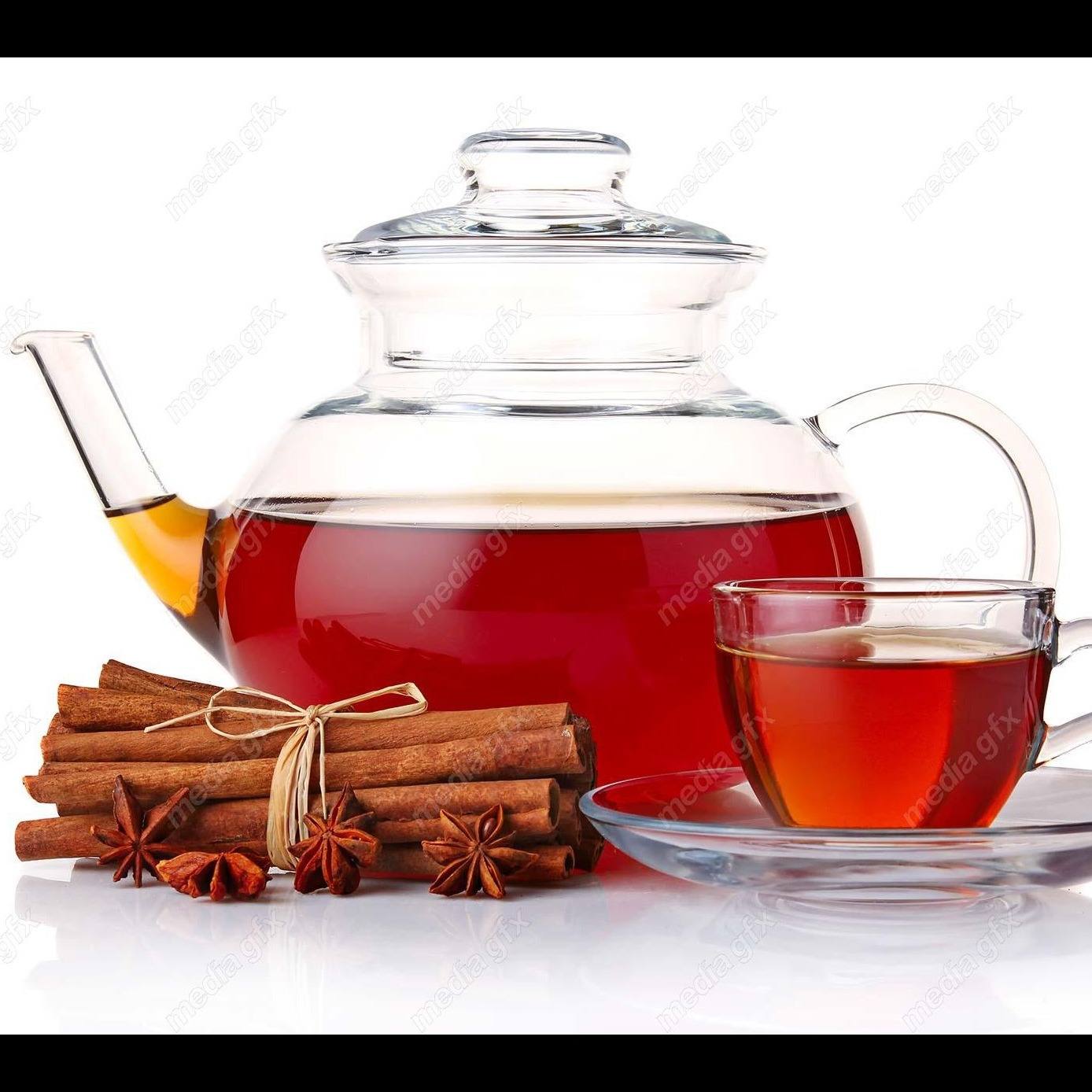 چای دارچین و زنجبیل با قوری