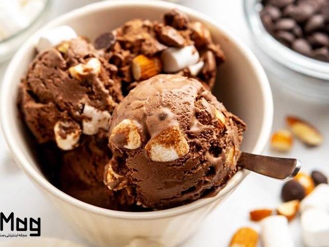 بستنی 3 اسکوپ مغزدار