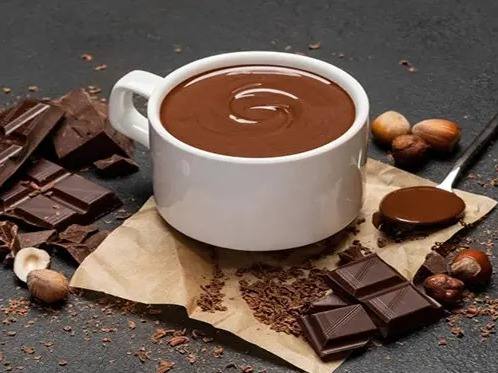 هات چاکلت فندوقی