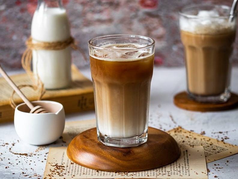 آیس لوتوس کافی