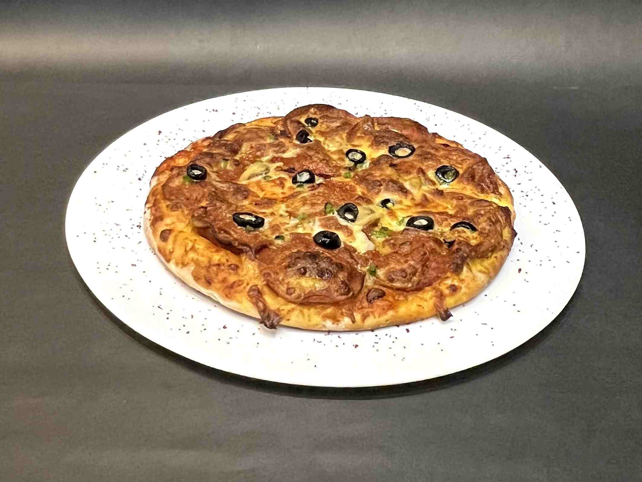 پیتزا پپرونی
