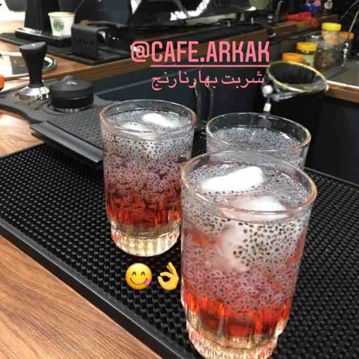 انواع شربت ( بهارنارنج-نعنا-گلاب -بیدمشك - توت فرنگي - آلبالو - ليموناد- نارگيل 