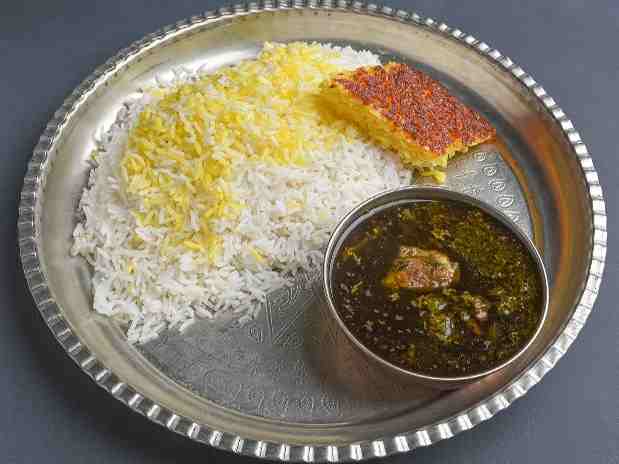 پلو خورش قرمه سبزی معمولی