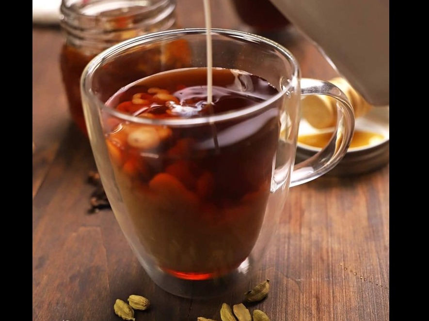 چای (هل / دارچین)