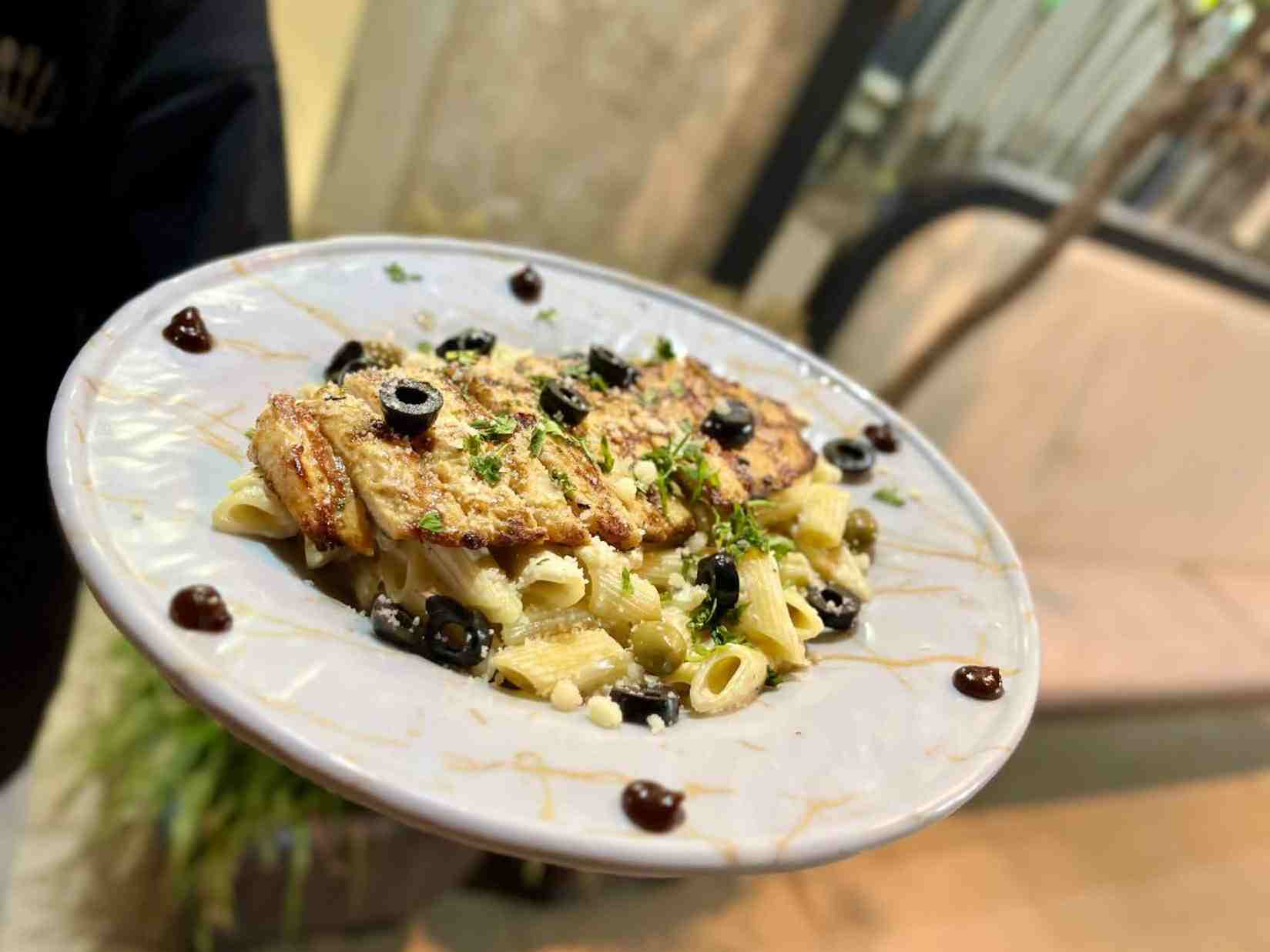 چیکن آلفردو