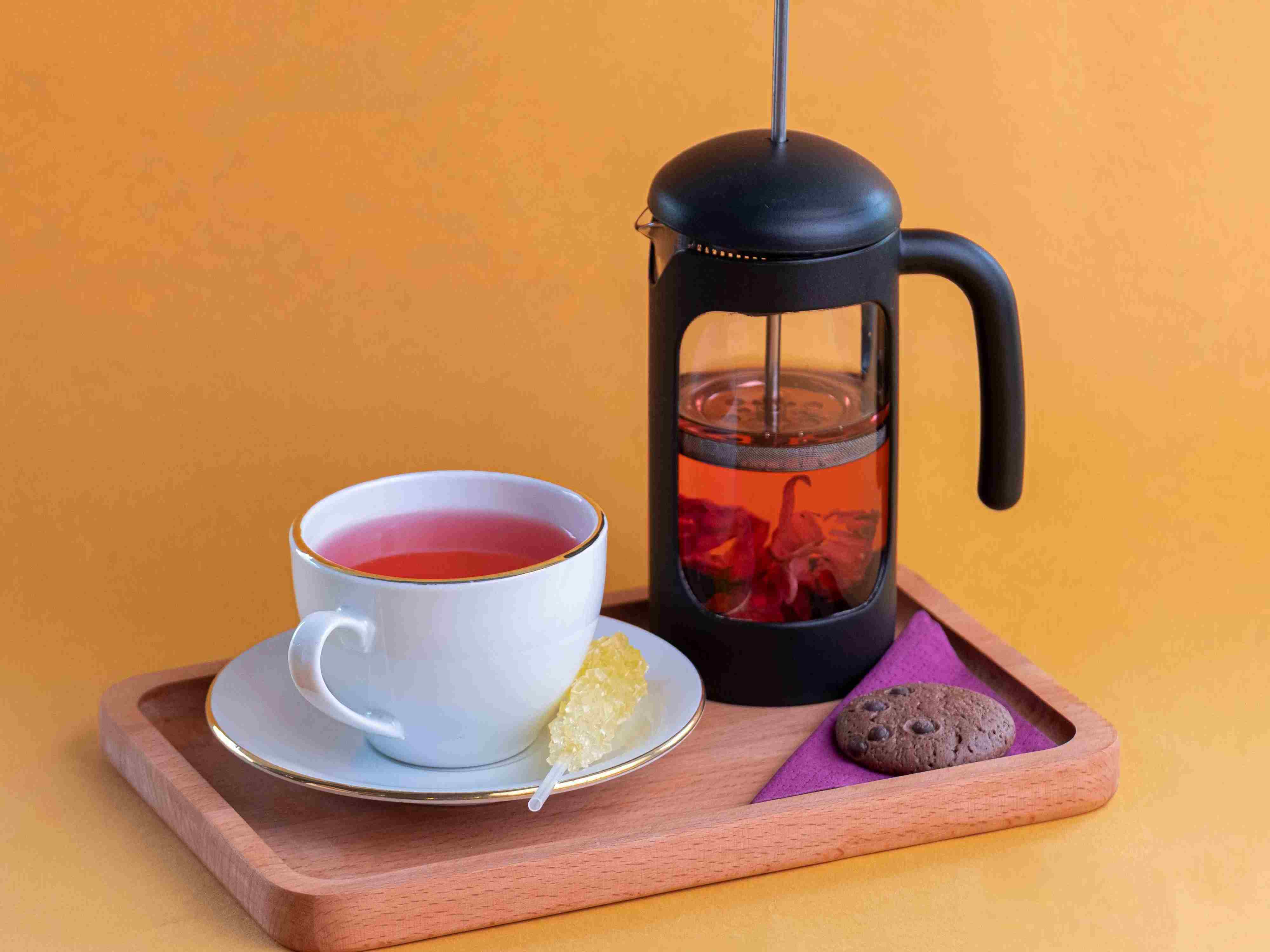 دمنوش چای ترش