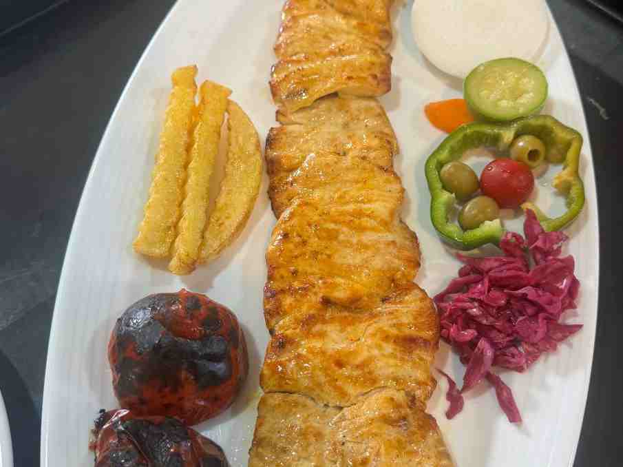 جوجه کباب زعفرانی بی استخوان