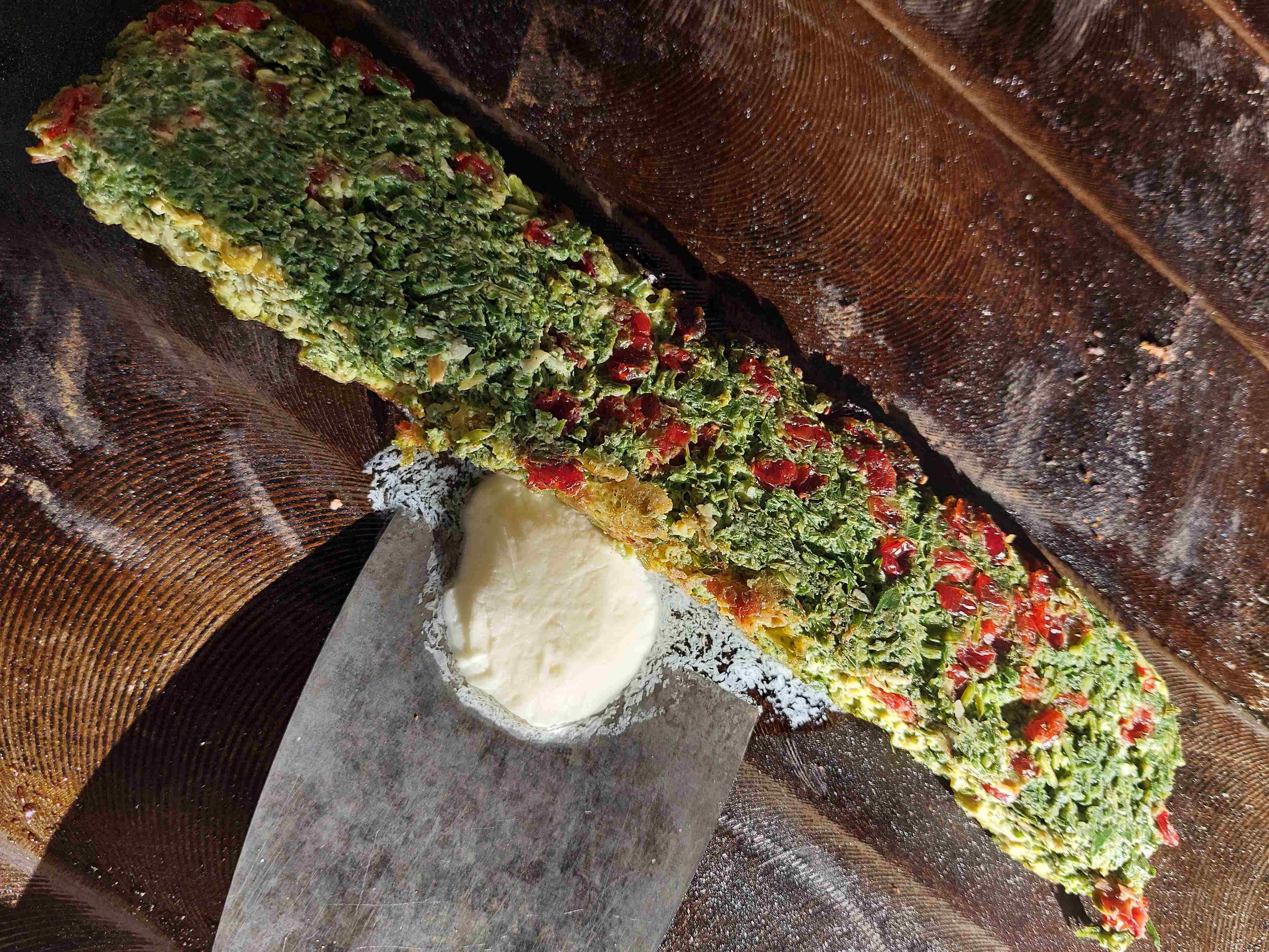 ساندویچ کوکو سبزی