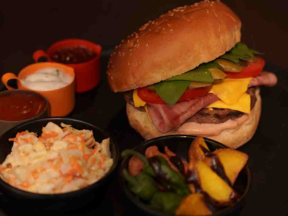 ژیگو برگر ذغالی