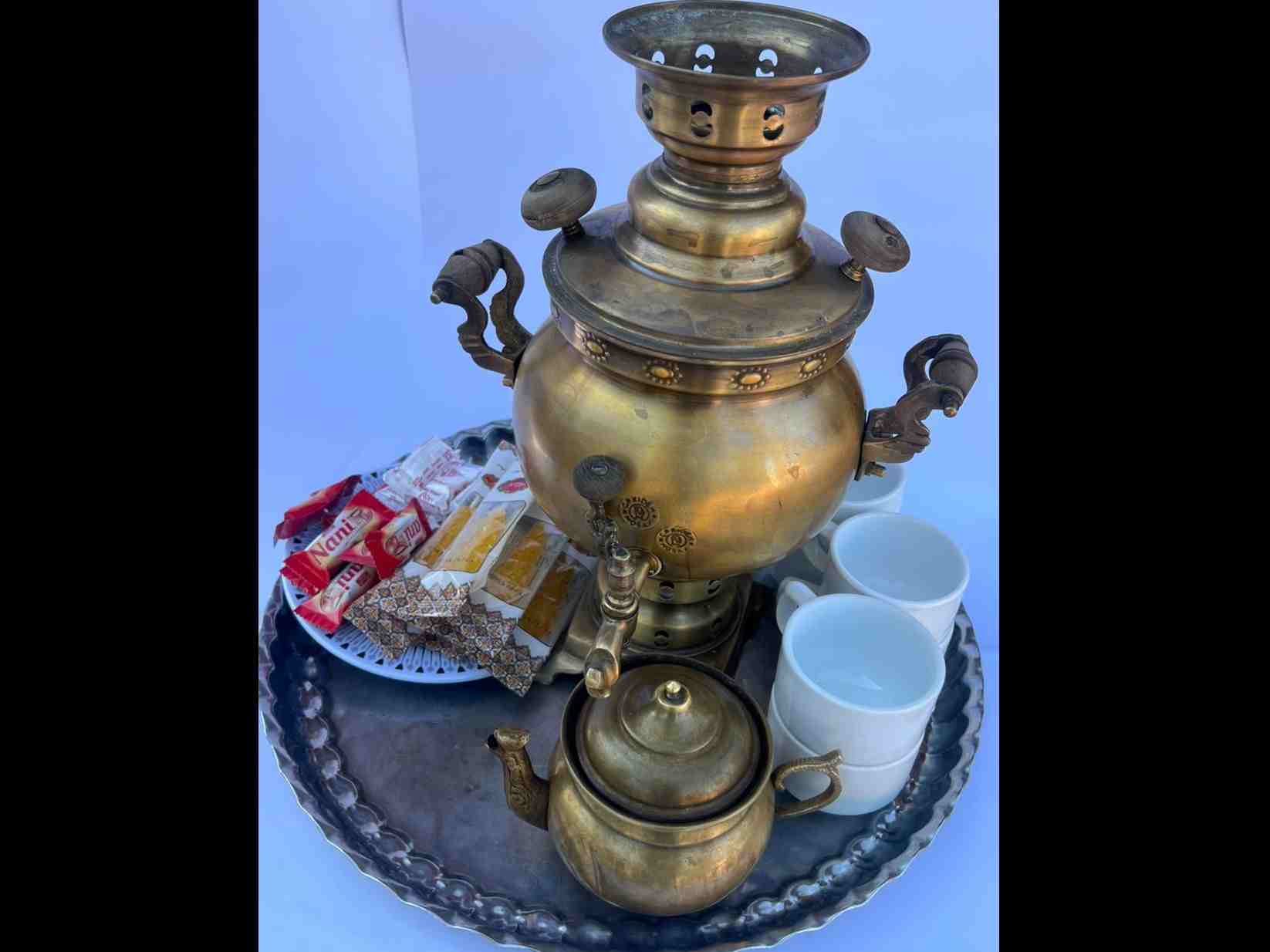 چای هشت نفره (سماور ذغالی)