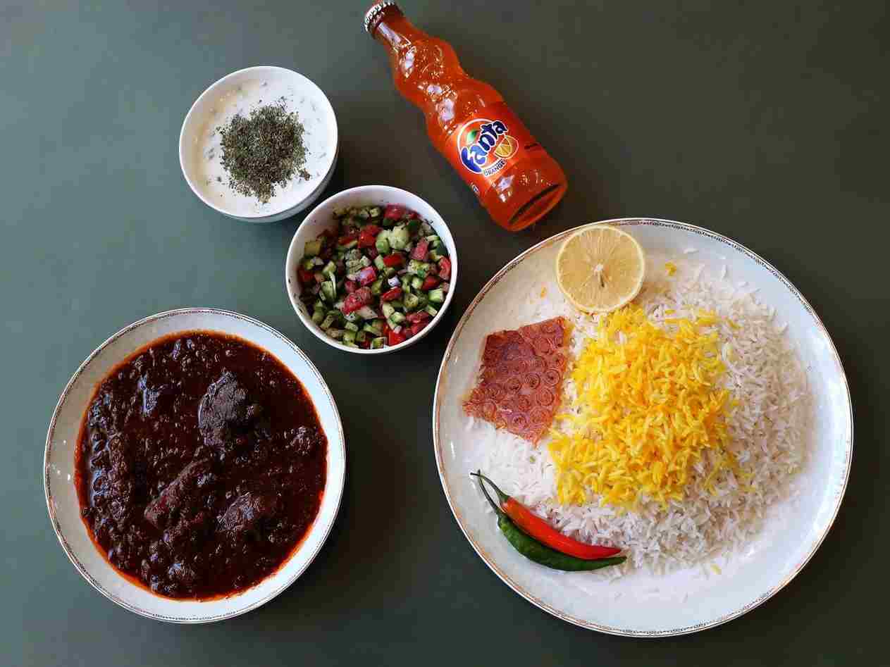 چلو خورشت فسنجان