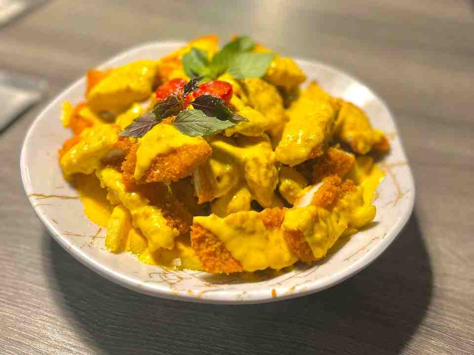 بمب سوخاری