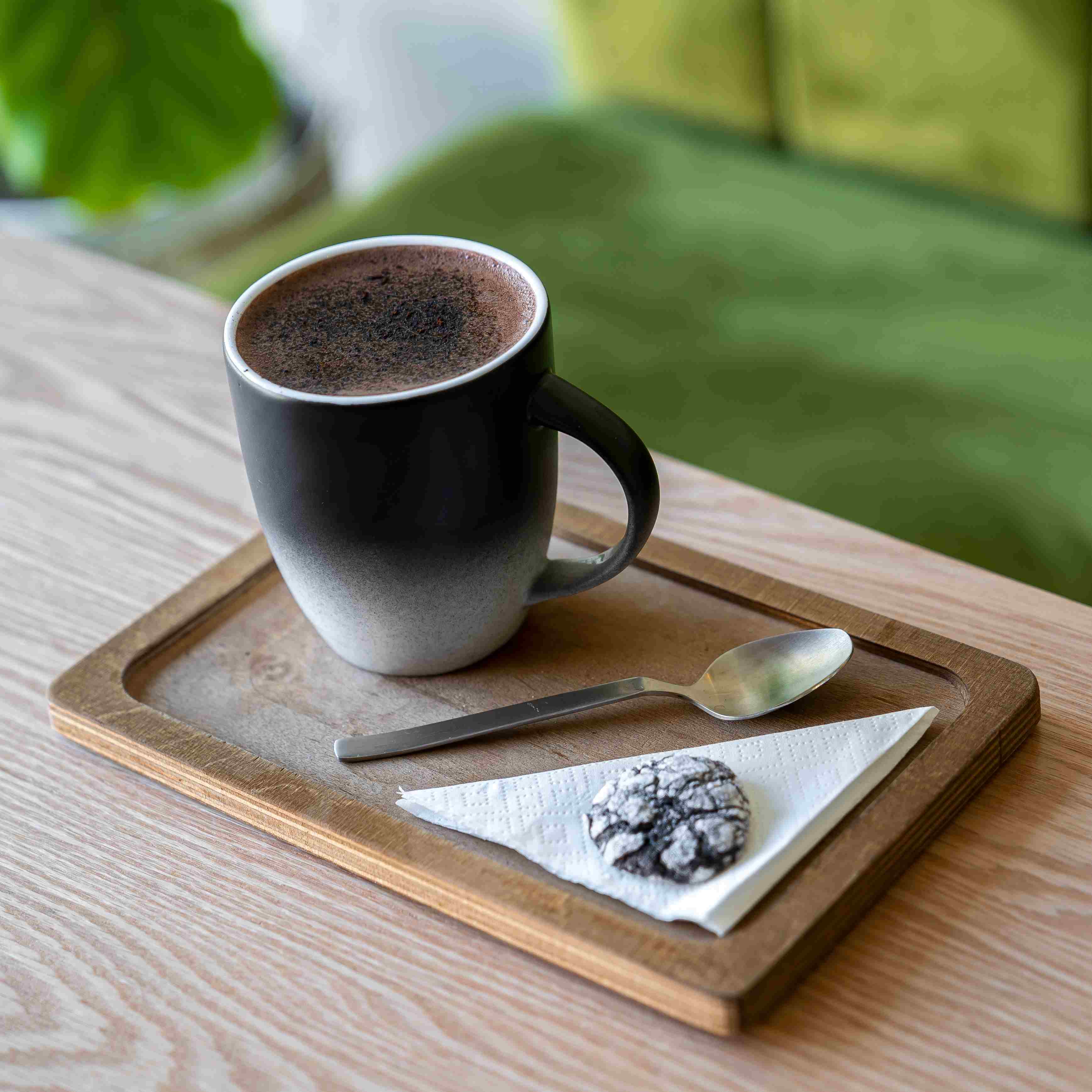 هات چاکلت / Hot Chocolate