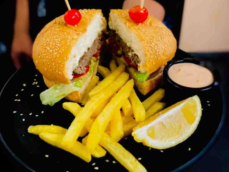 برگر کلاسیک