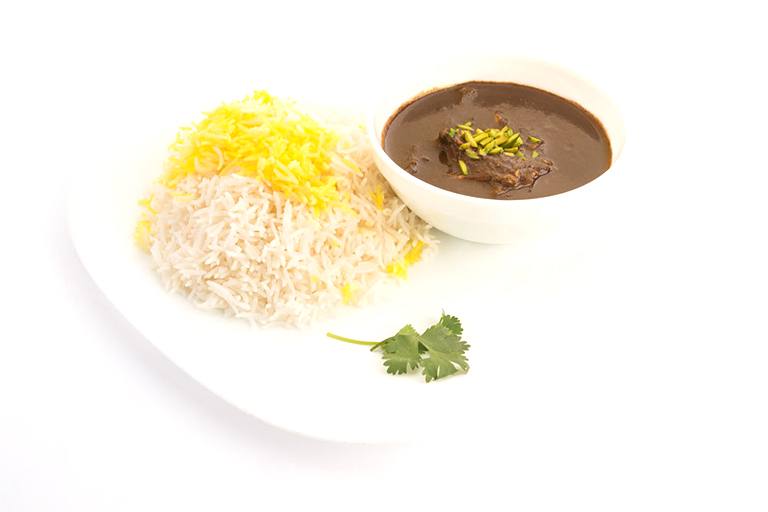 چلو خورشت فسنجون با فیله مرغ