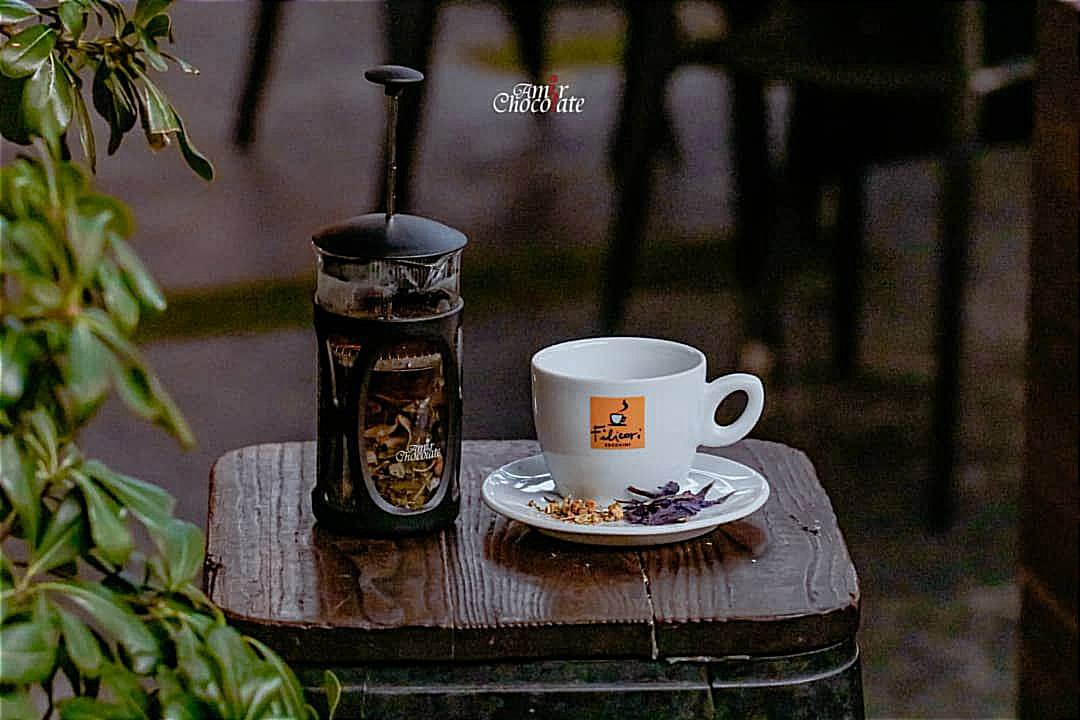 گل گاوزبان و بابونه
