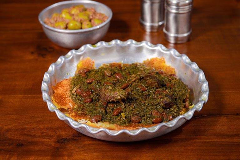 ته دیگه با خورشت