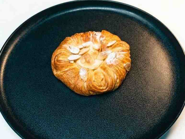 دنیش بادام درختی