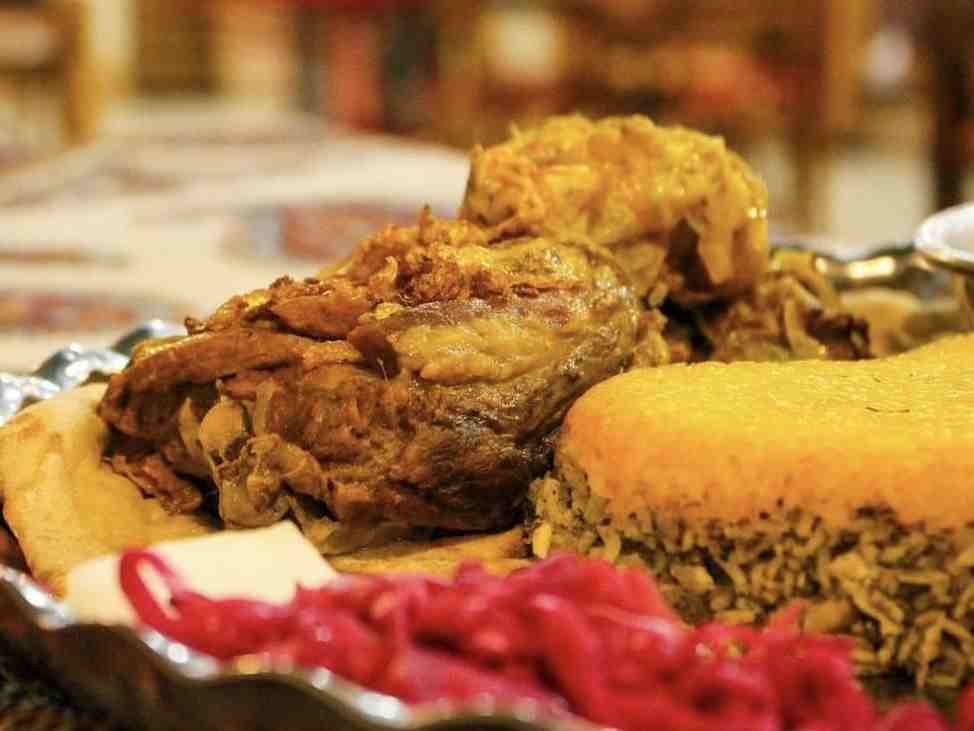 باقالی پلو با گردن گوسفندی