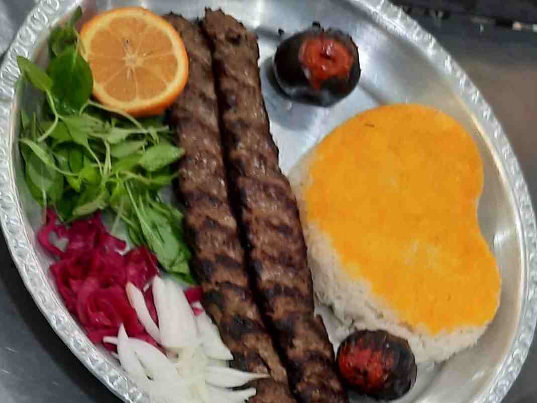 چلو کباب دوسیخه