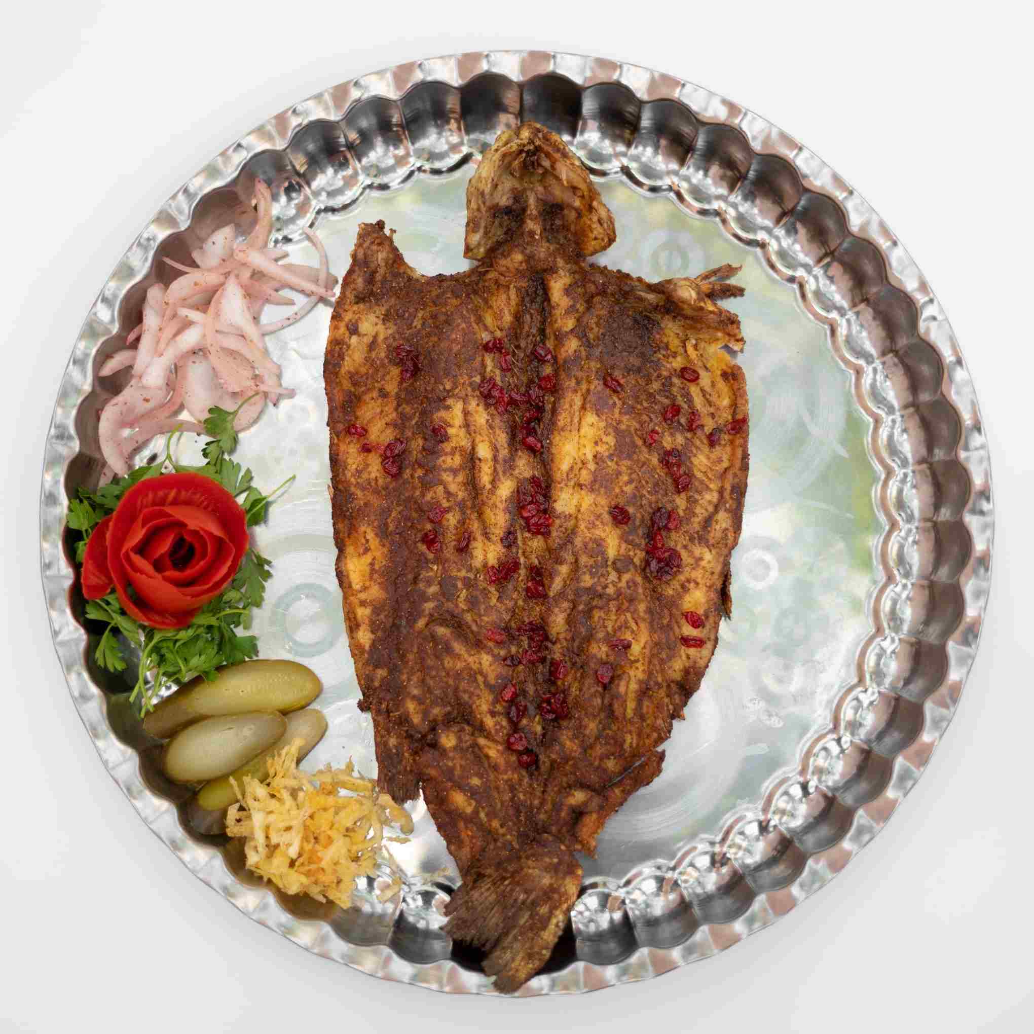 چلو ماهی قزل آلا سرخ شده