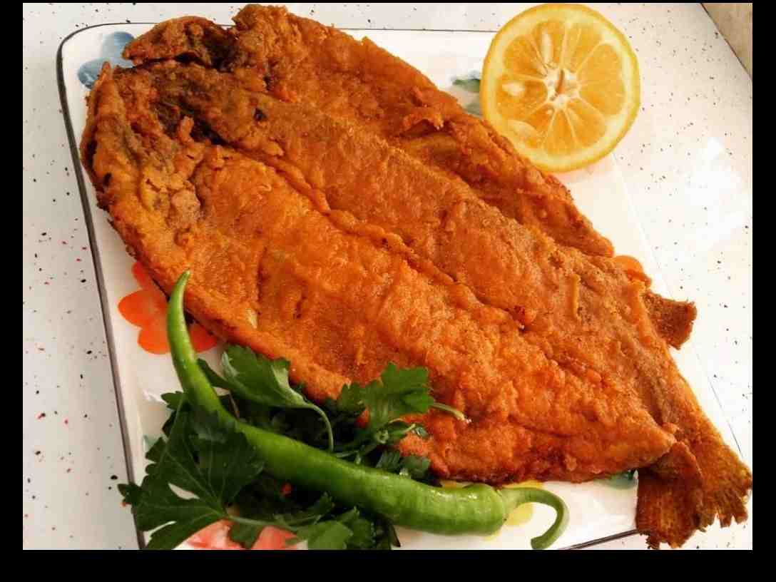 خوراک ماهی مخصوص سرخ شده