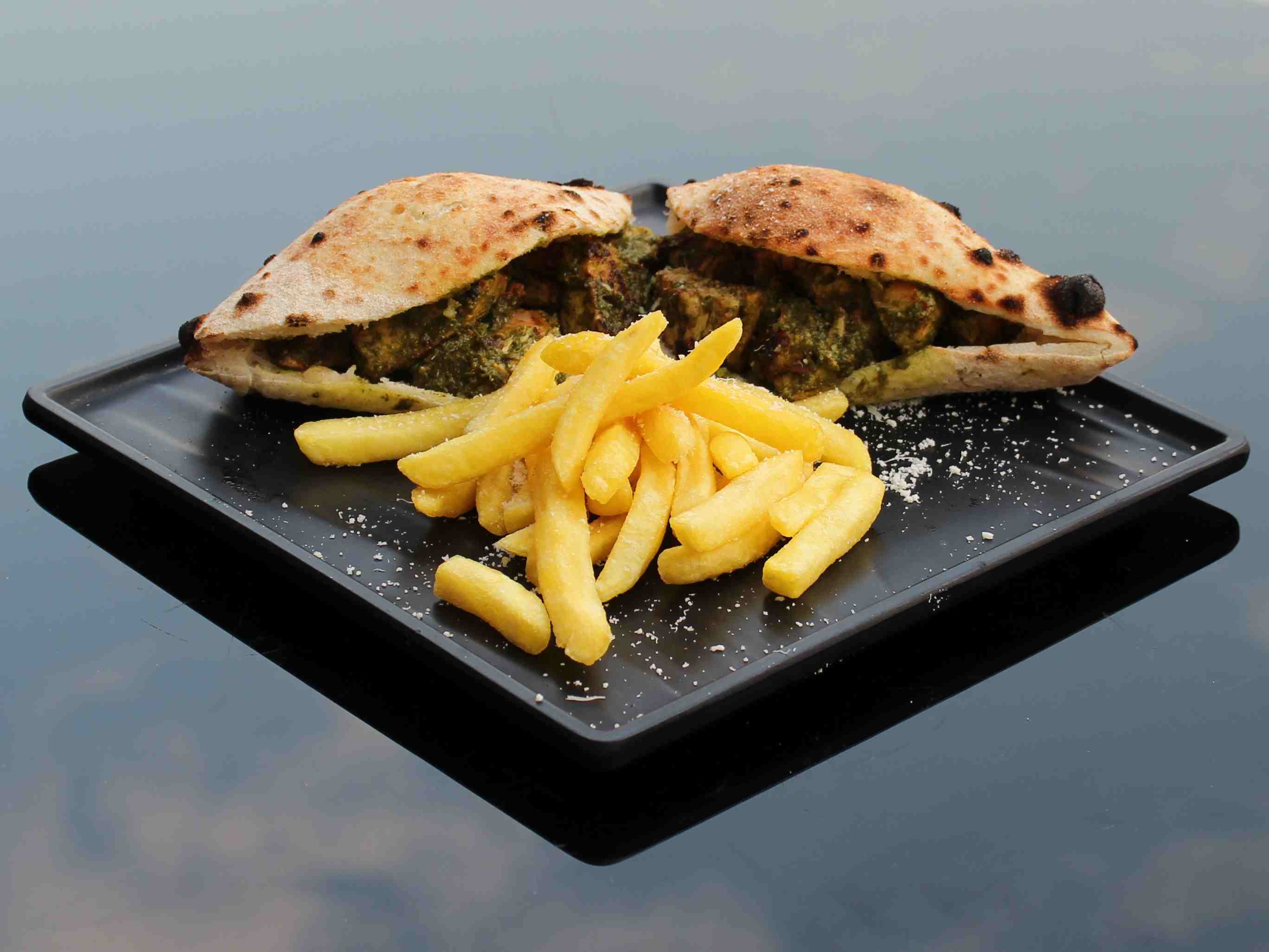 ساندویچ مرغ پستو