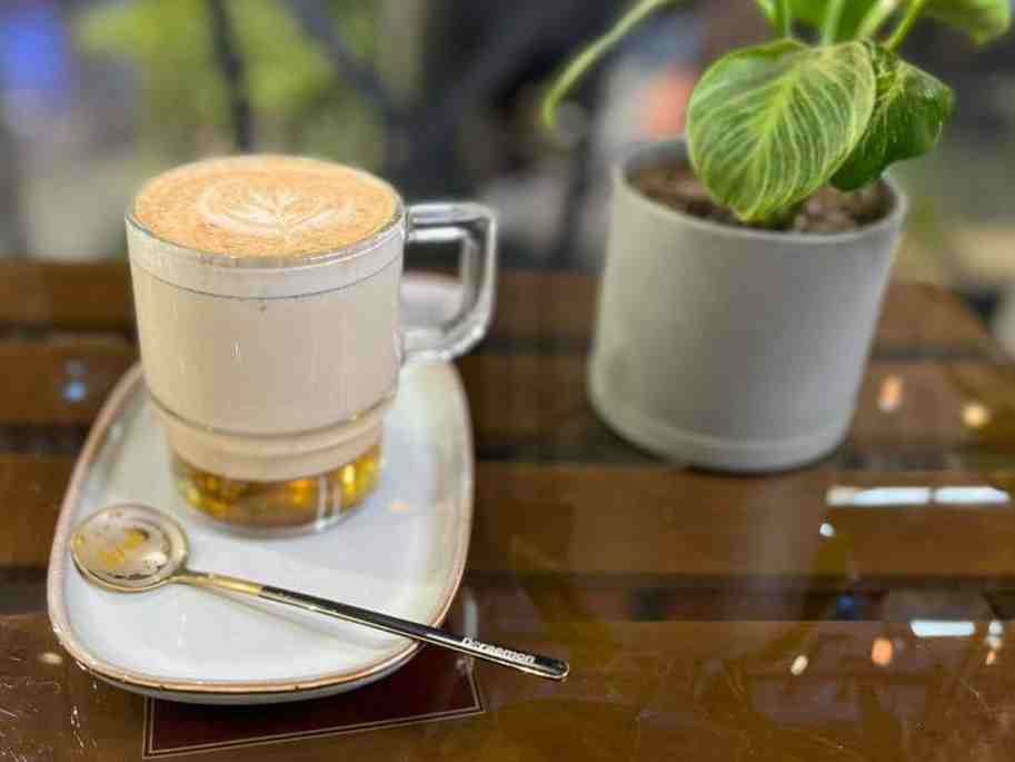 شیر عسل دارچین