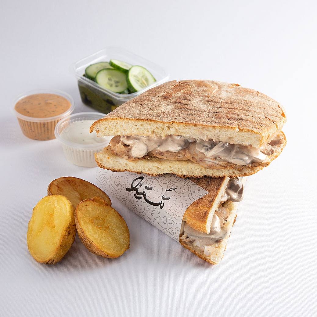 پنینی چیکن آلفردو