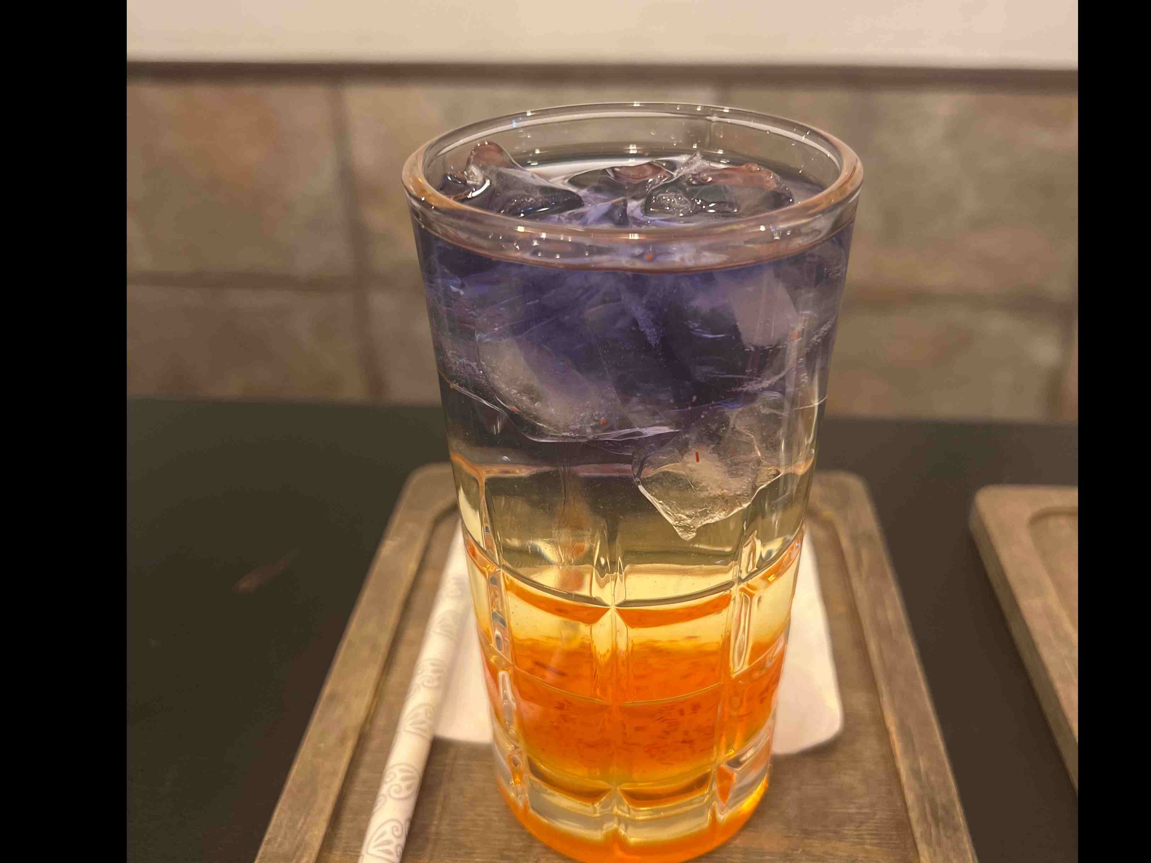 شربت بیدمشک زعفران