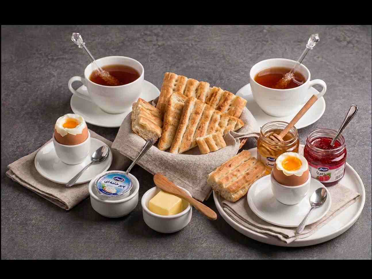 میز صبحانه ایرانی (دو نفره)