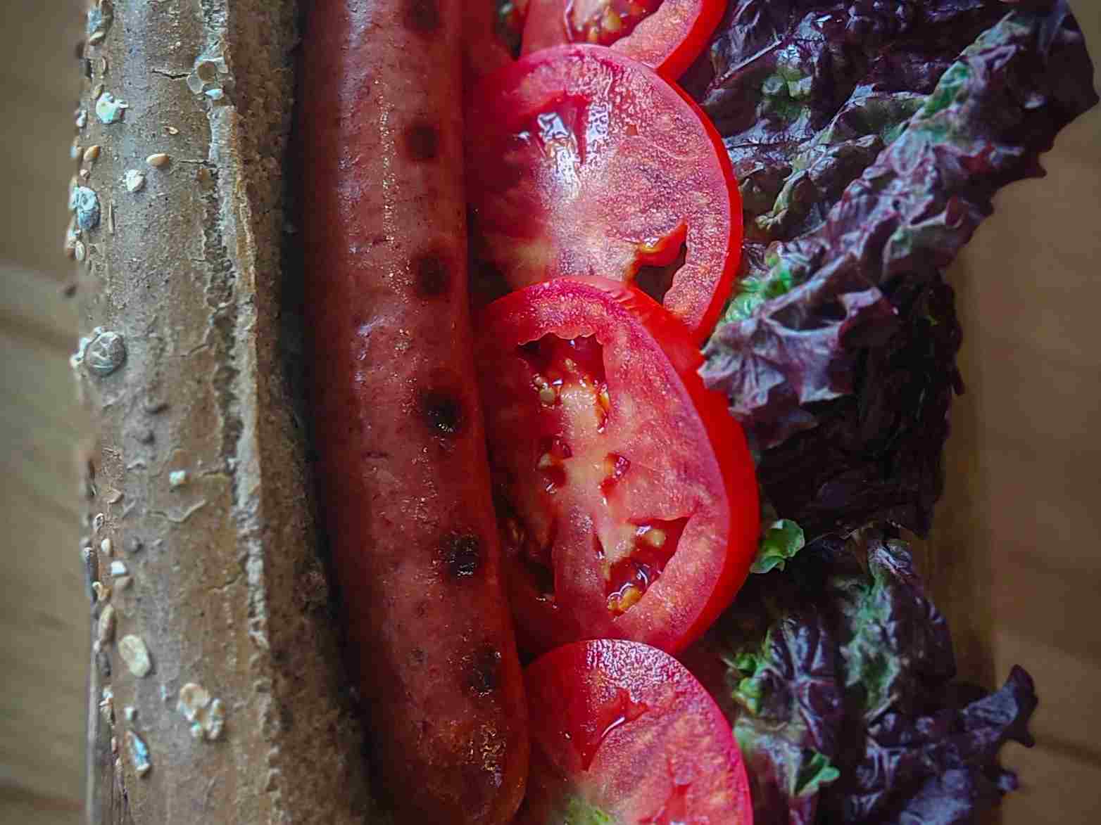 سوسیس گریل اتریشی ( ساندویچ )