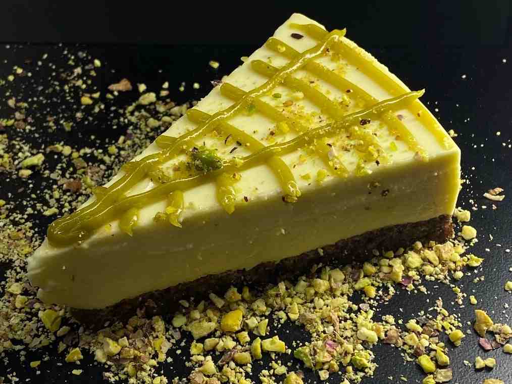 چیز کیک پسته