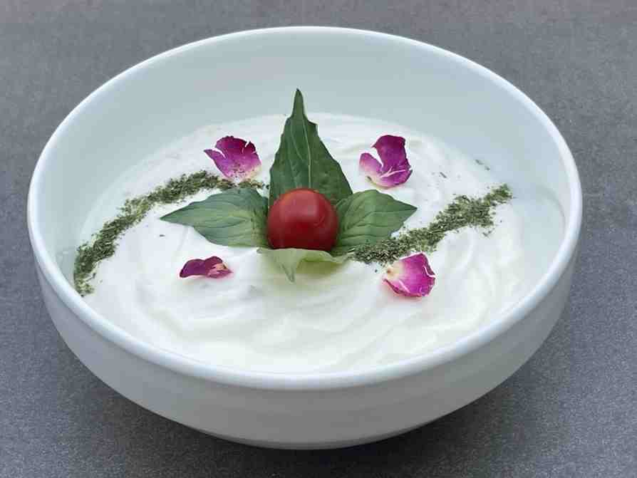 ماست چکیده