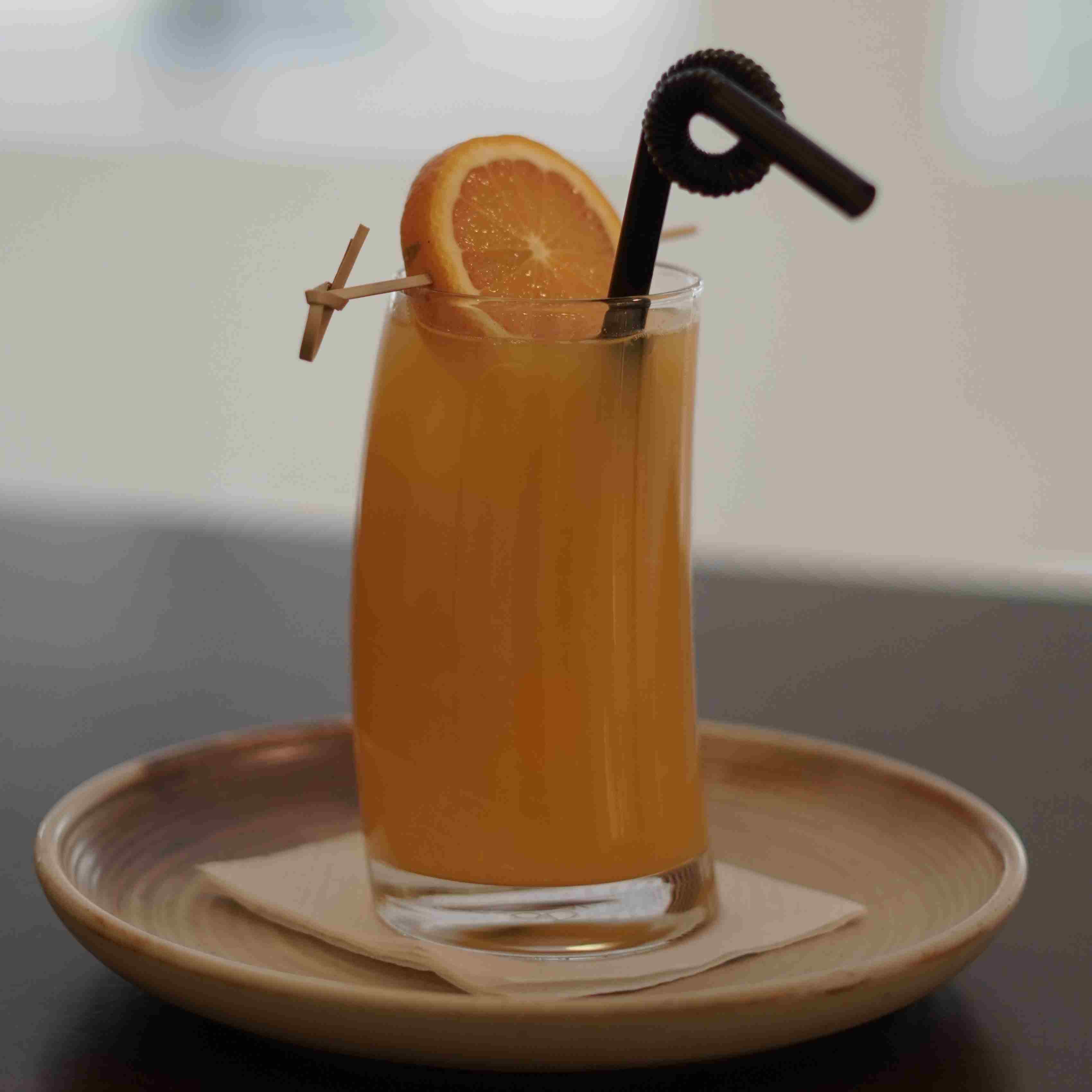 آبمیوه طبیعی