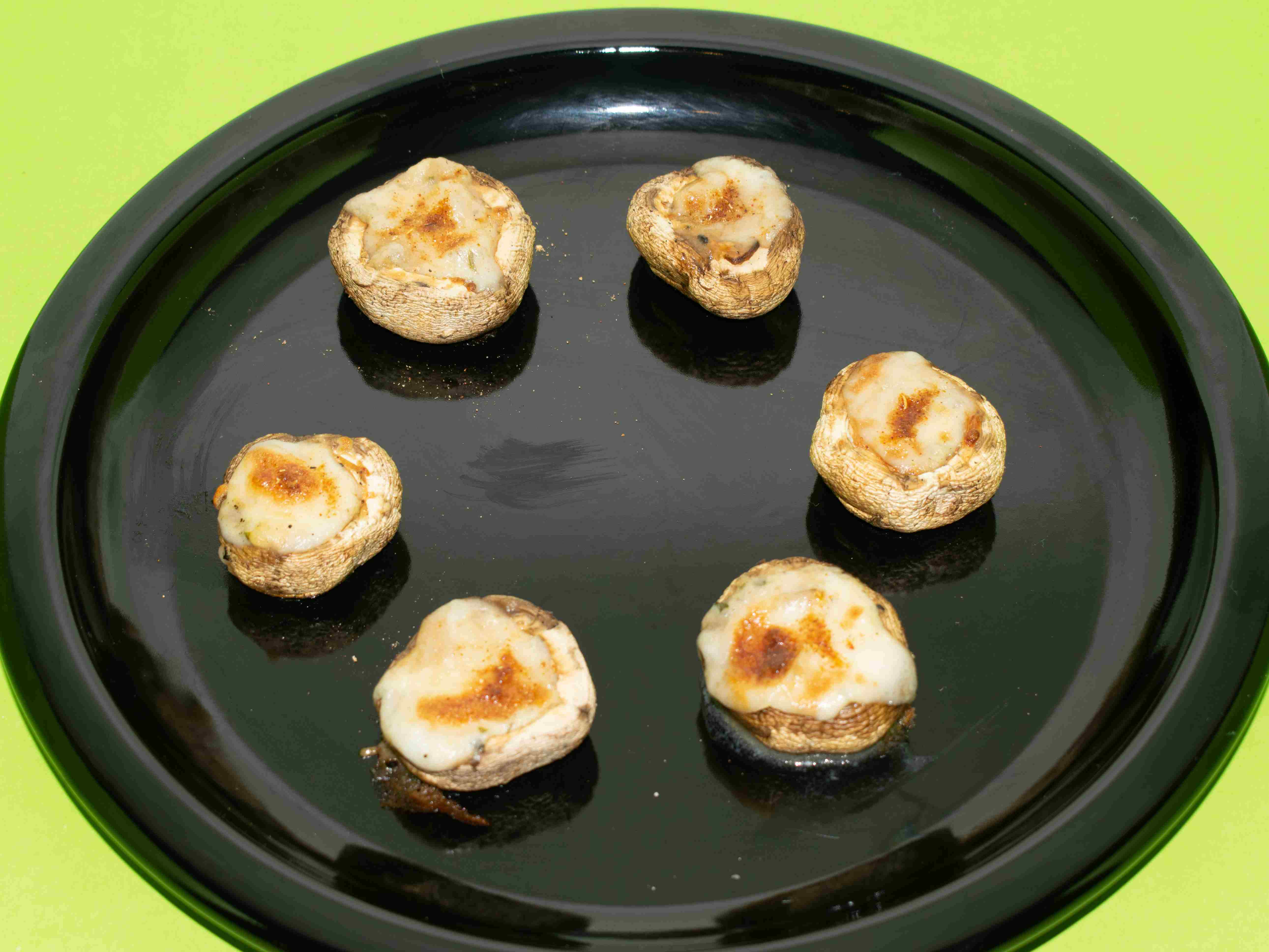 گراتن قارچ