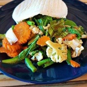 VEGGIES AND FETA