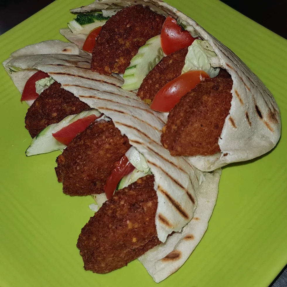 FALAFEL PITA