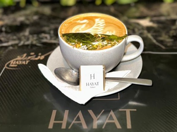 گلدن لاته