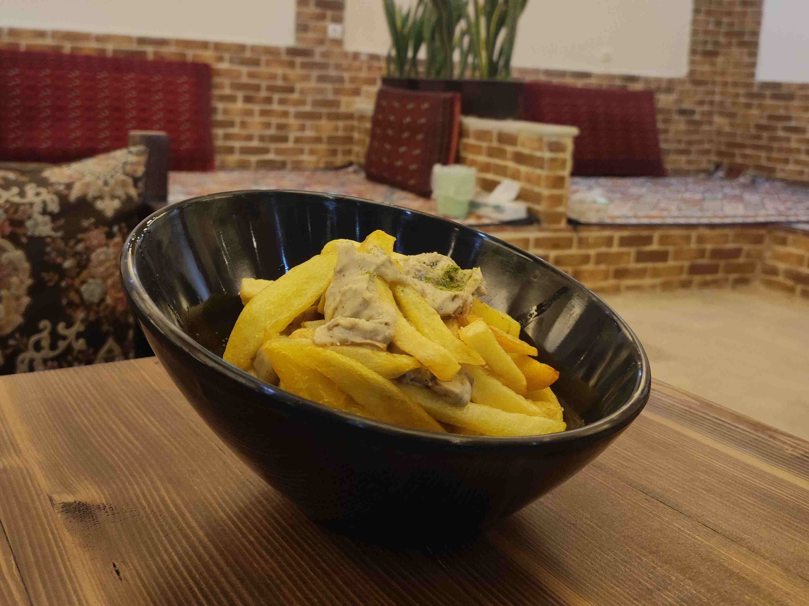 سیب زمینی با سس قارچ