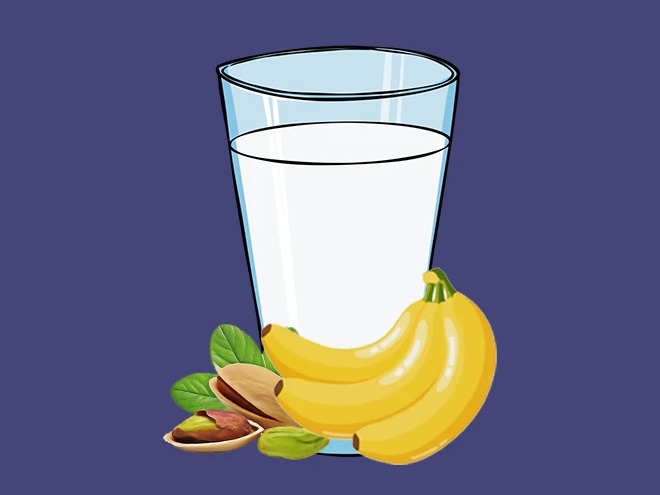 شیر موز پسته