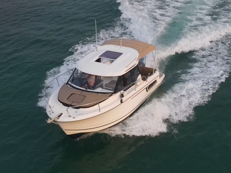 Merry fisher795