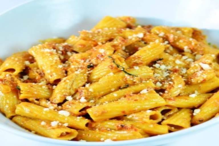 Pasta with Pesto Resso Sauce