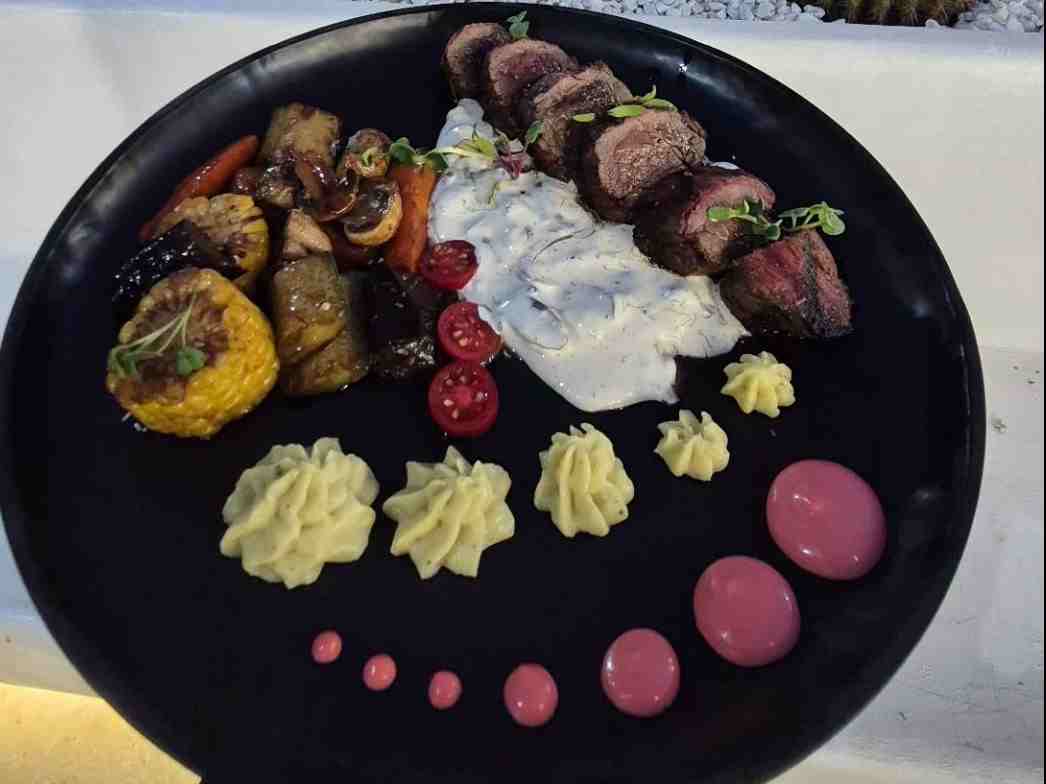 استیک مینیون (سرو مخصوص)🔥