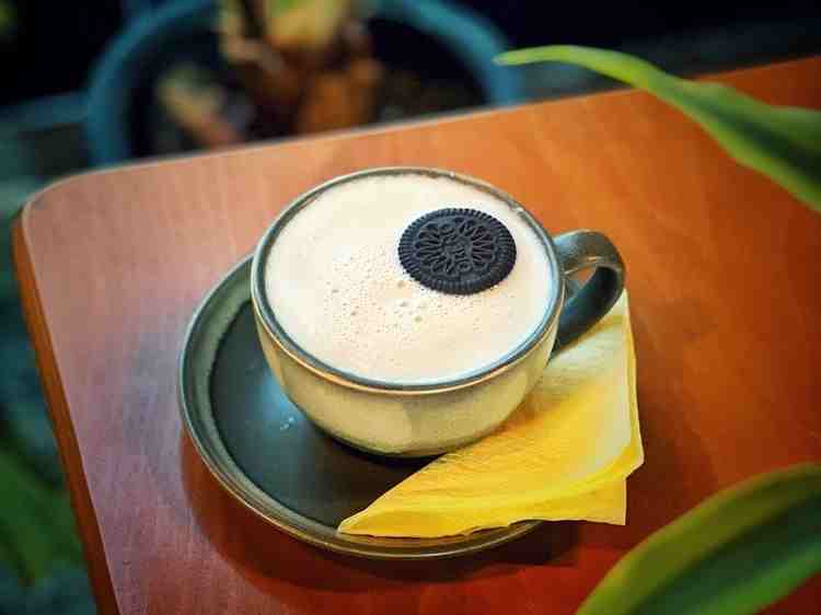هات لوتوس