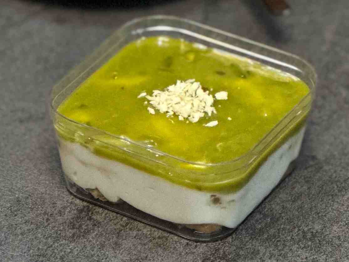 دسر پسته