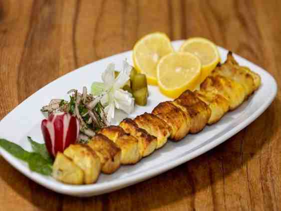 خوراک کباب ماهی شیر
