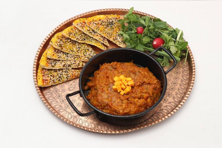 میرزا قاسمی + نان سنتی